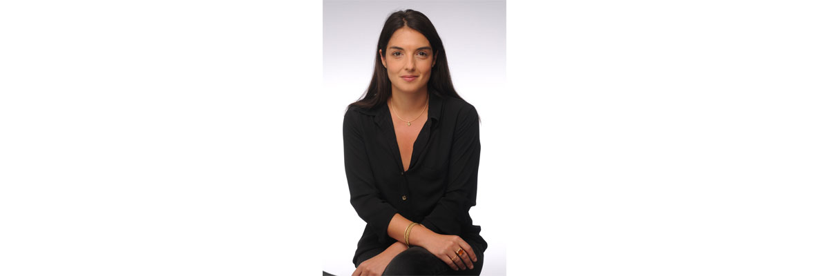 MELANIE DELCOS, jeune avocat